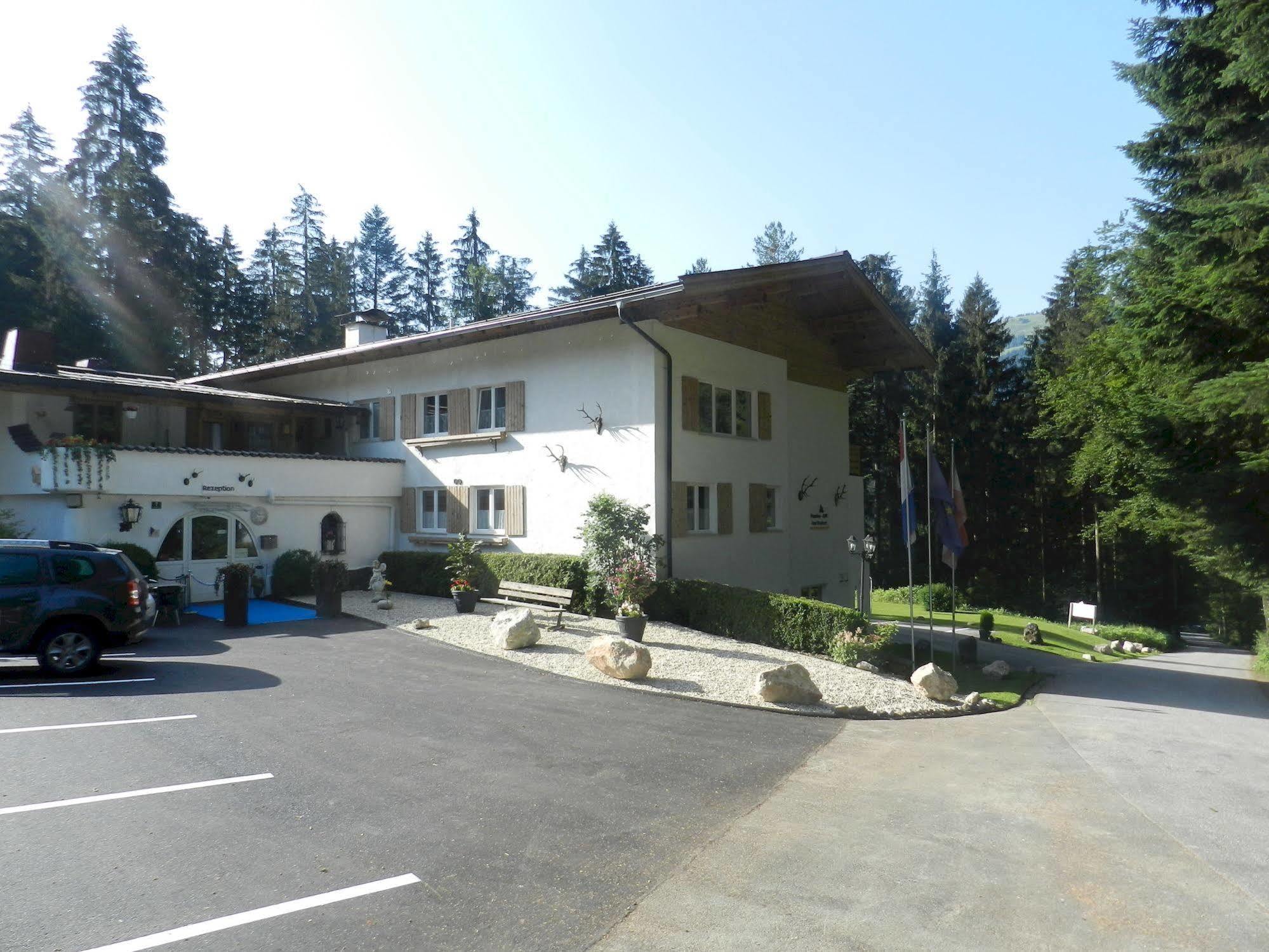 Pension Und Appartements Hartkaiser Ellmau Exterior foto